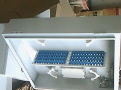 96芯光纤配线箱在通信网络中的应用与慈溪市航瑞通信设备厂的卓越贡献